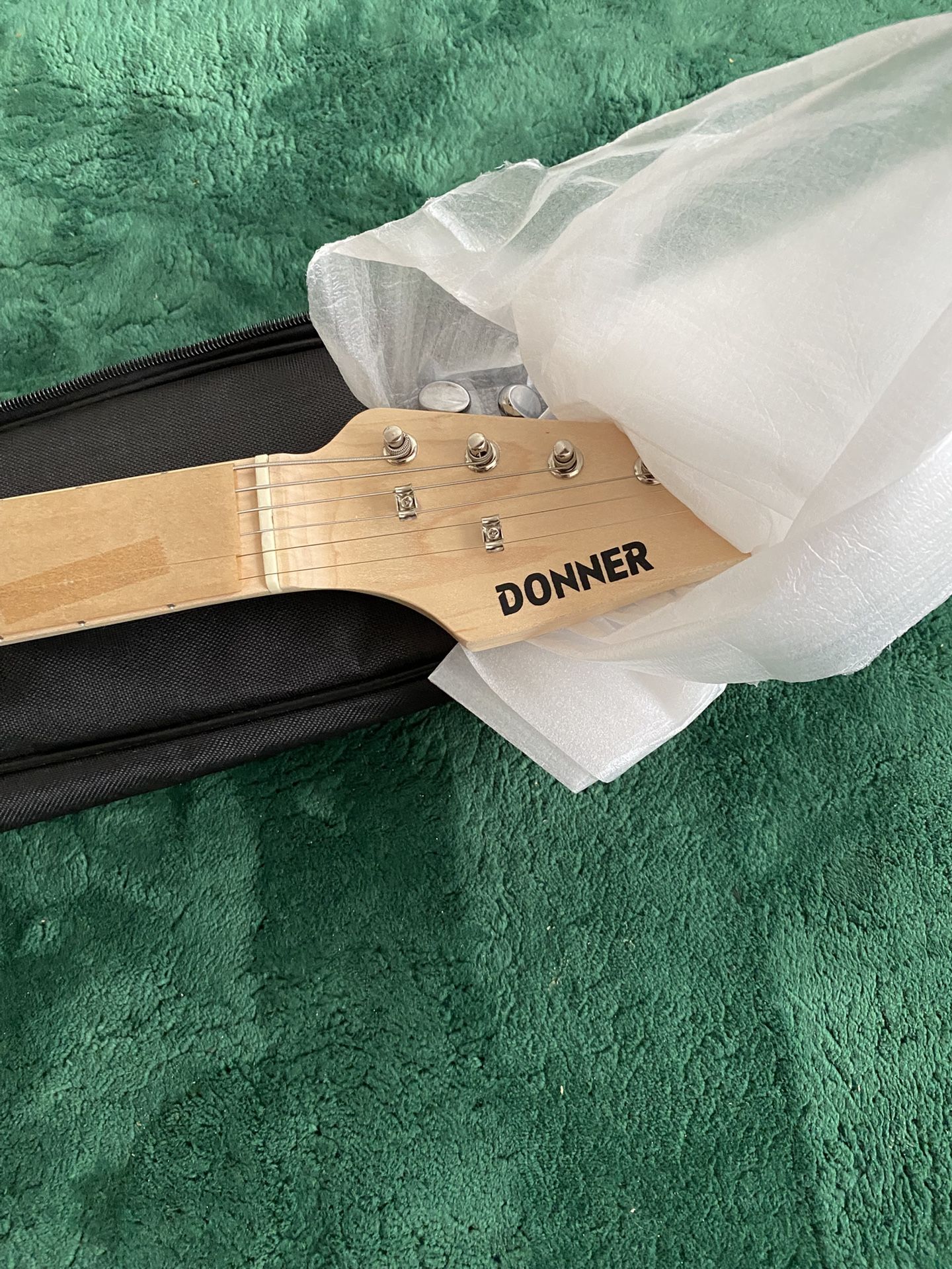 Donner Electric Kids Guitar Brand New
