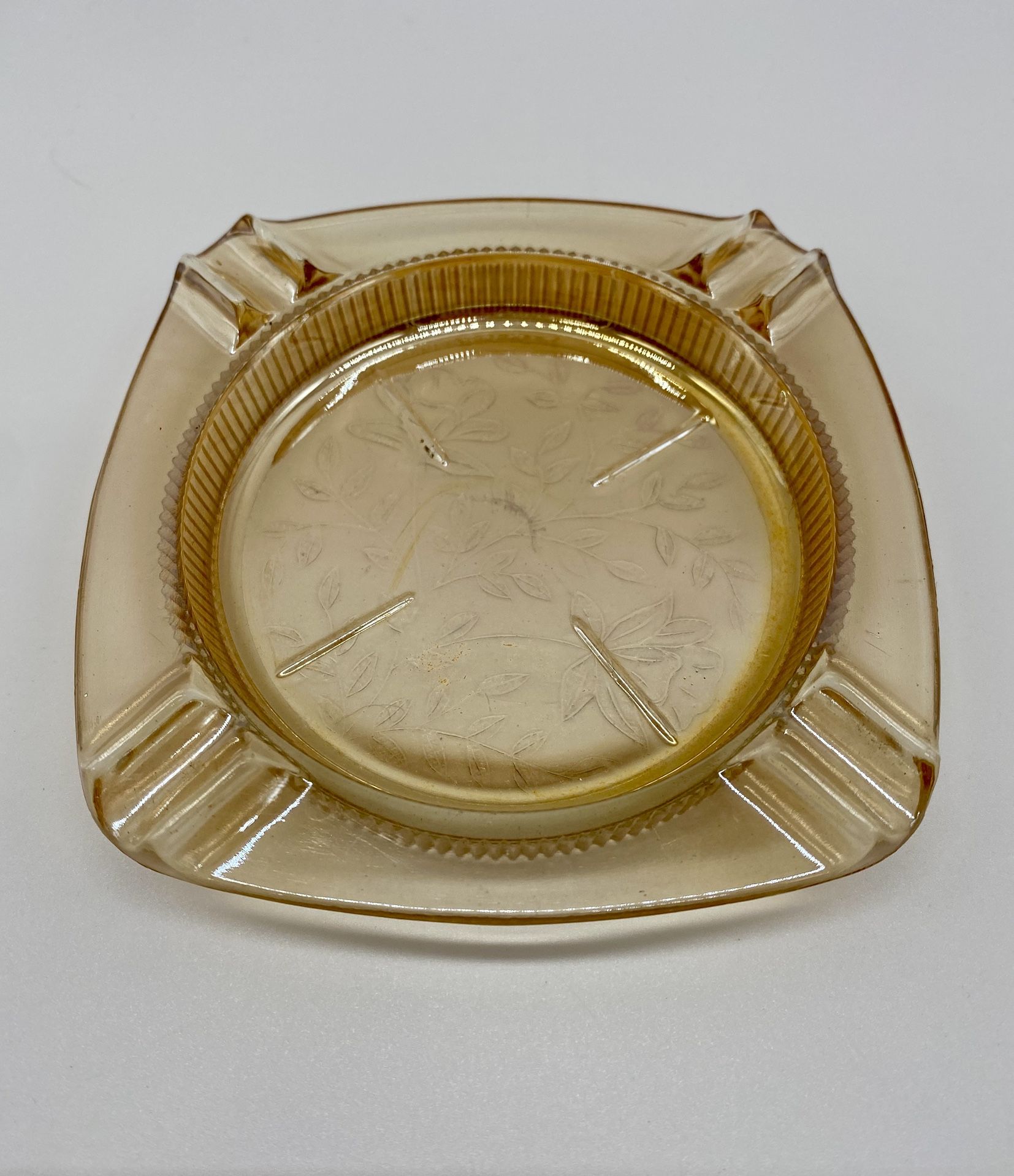 Iridescent Jeannette Floragold Ashtray