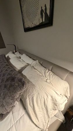 Gorgeous Italian Grey Cortina Bedroom Set