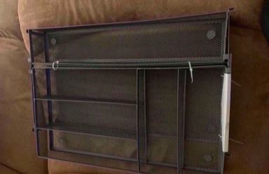 Steel mesh expandable cutlery tray: $15 it’s in good condition never used.
