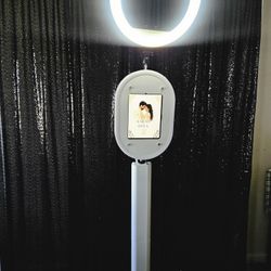 PHOTOBOOTH FOR SALE
