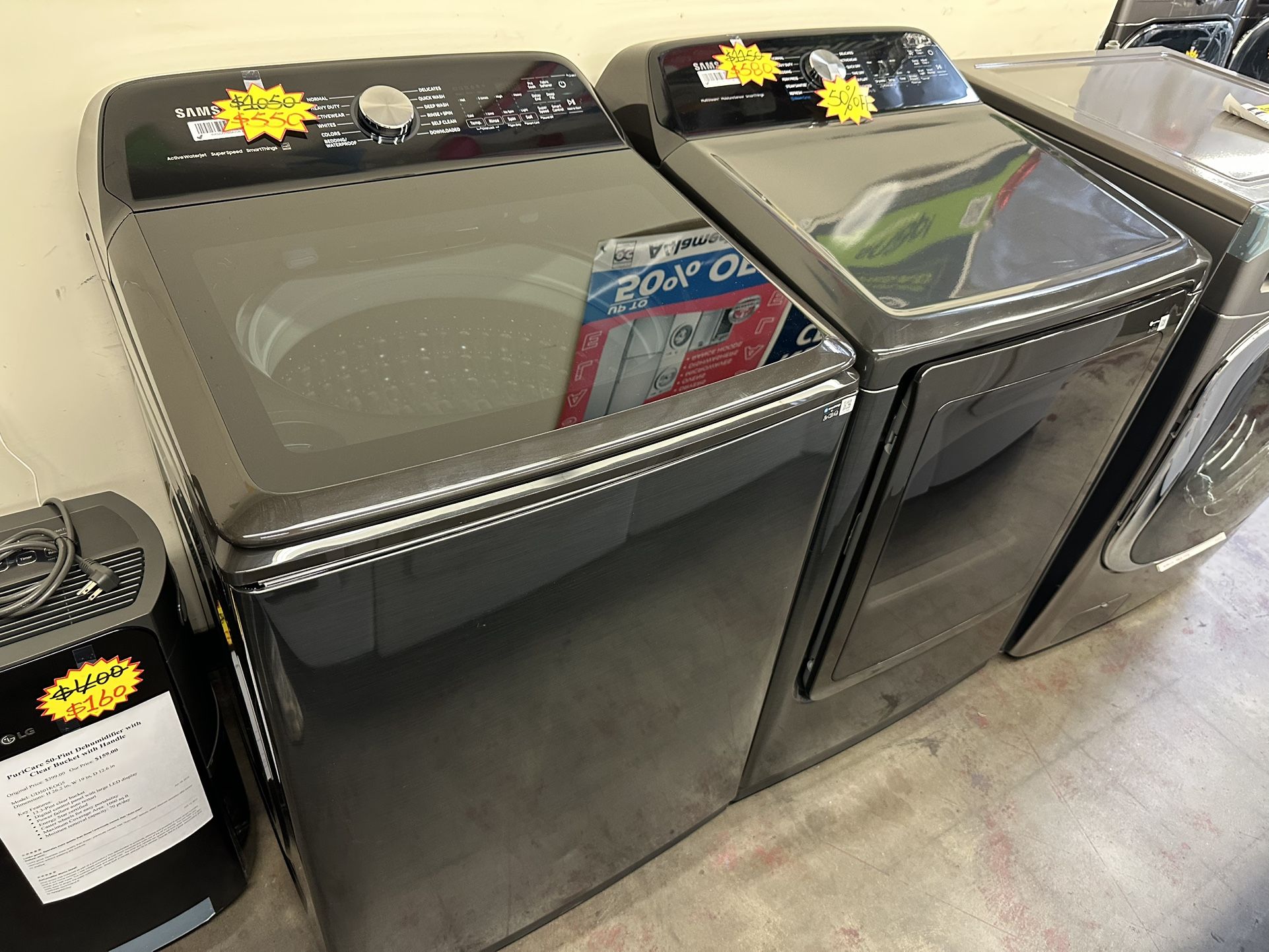 Samsung 5.2 cu.ft Top Load Washer and 7.4 cu.ft Gas Dryer