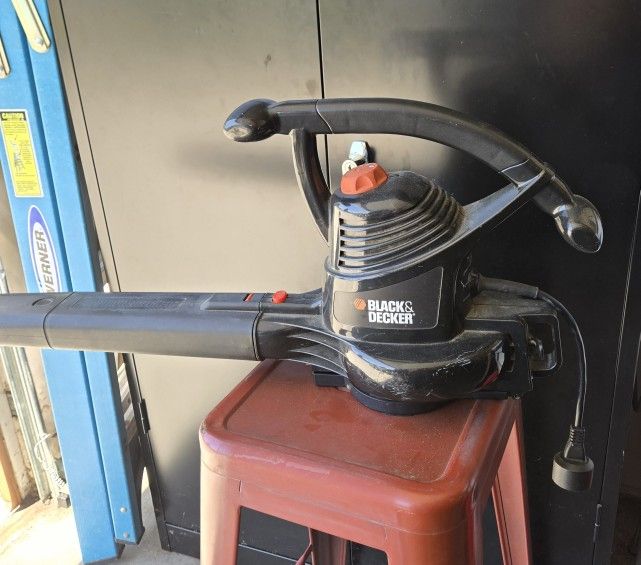 Electric Leaf Blower