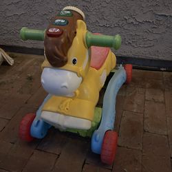 Horse ride on toy