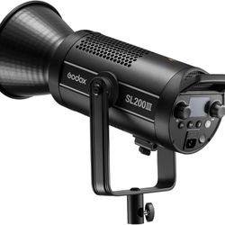Godox SL200III Daylight LED Video Light, 200W 95600Lux @1M CRI 96+TLCI 97+ Bowens Mount LED Continuous Light, Professional Studio Light with 8 FX Effe