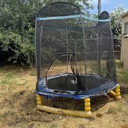 Trampoline 