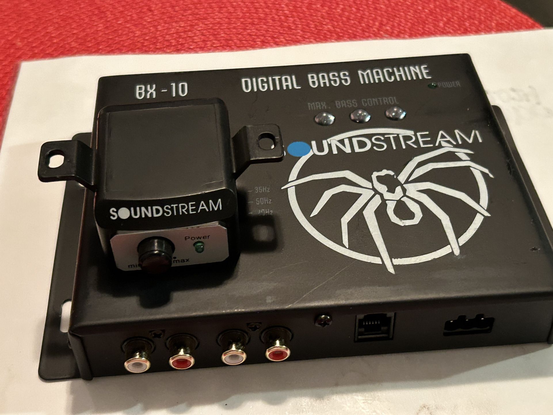 Soundstream BX-10 Digital Bass Reconstruction Processor with Remote,Black