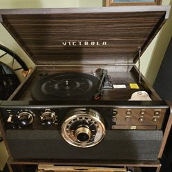 Victrola 6 In 1 Music Player