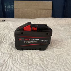 Milwaukee M18 Red Lithium Forge Battery