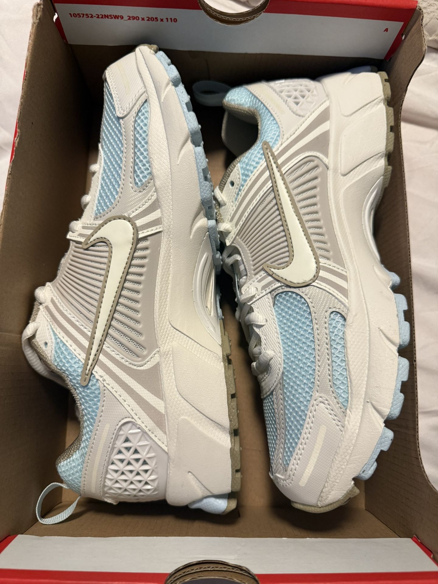 7Y Nike Romero 5 New!!!