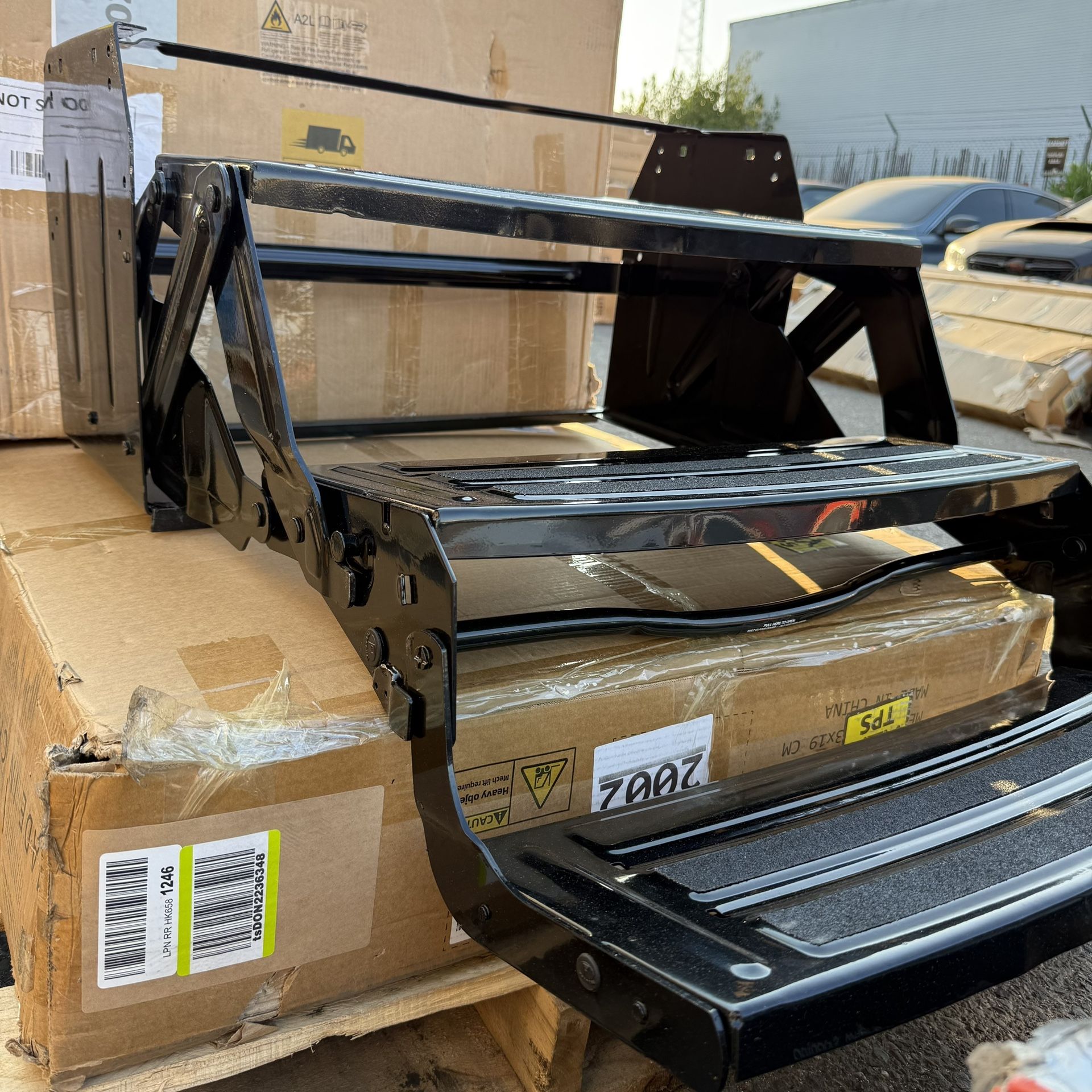 RV Manual Radius Step | 24” Triple 7” Rise