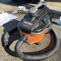 RIDGID Portable Wet/Dry Shop Vacuum WD40701 – Compact & Powerful 