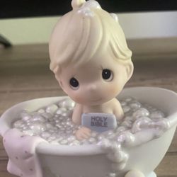 Precious Moments Figurine 