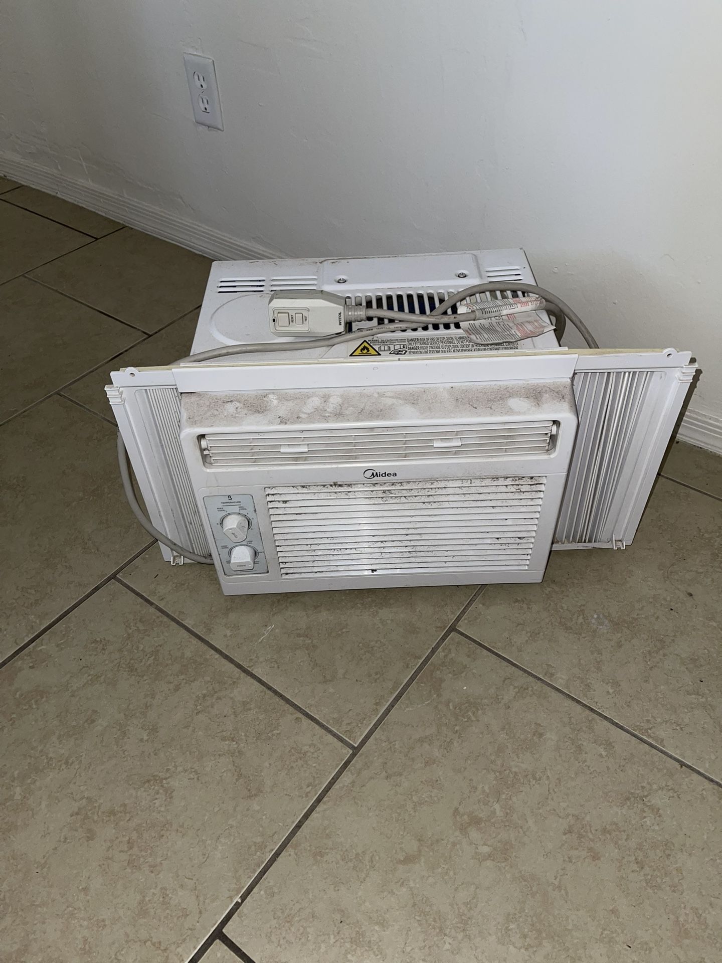 Window AC