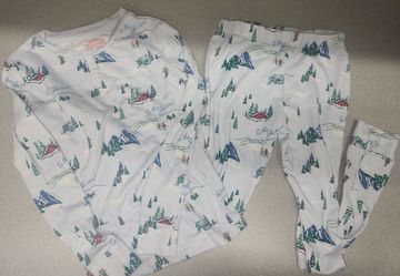 Wondershop Kids Tis the Ski-son! Sleepwear Size 6