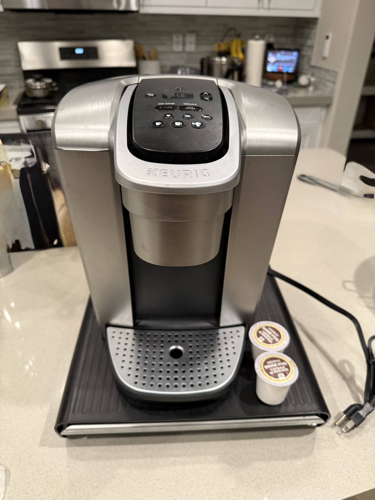 Kuerig Coffee Maker and Pod Drawer