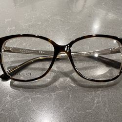 Gucci Eyeglasses GG3701