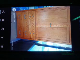 Armoire cedar lined