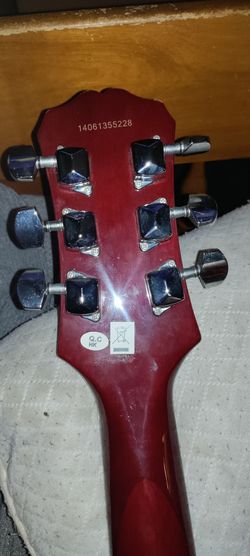Les Paul guitar