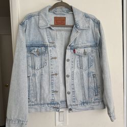 Levi’s Denim Jacket 