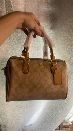 Brand New Coach Purse – Never Used ✨