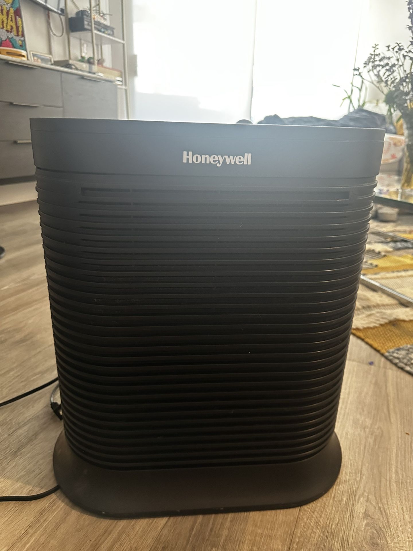 Honeywell HEPA Air Purifier 