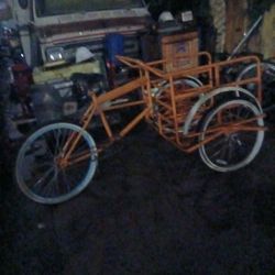 100$ ....OR IM TRASHING IT !! AS IS!! 100$