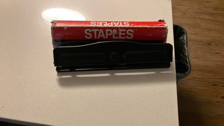 3 hole punch