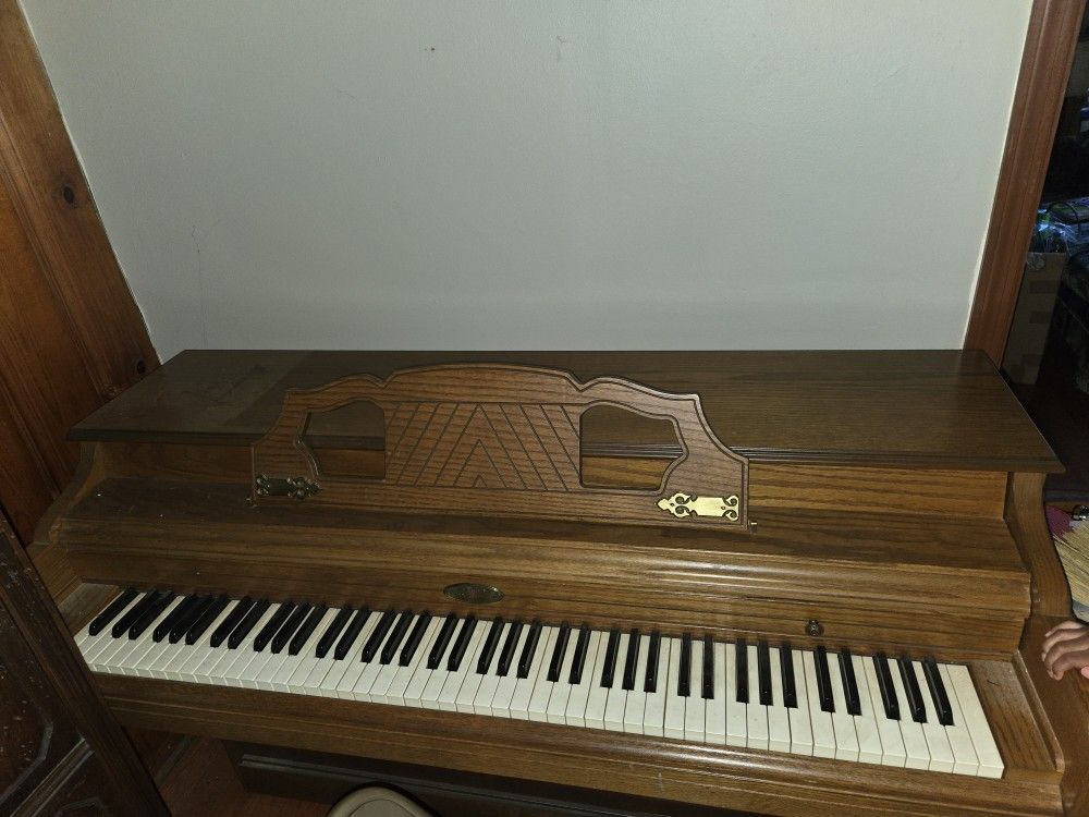 Wurlitzer Piano