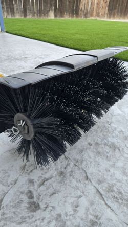 Sweeper/turf/yard