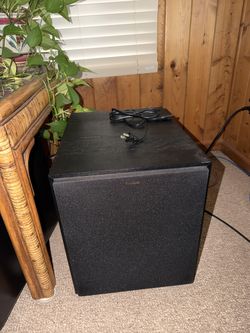Klipsch R-120SW Subwoofer