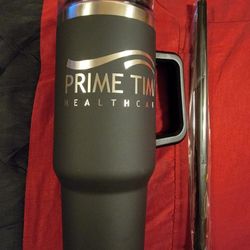 40 Oz Tumbler/with Reusable Straw/Double Insulated/New
