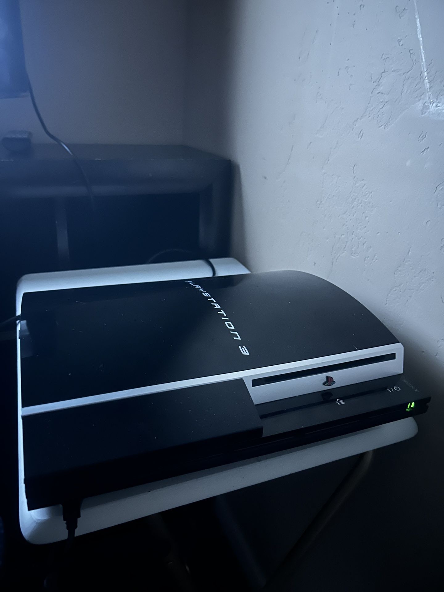 Custom Firmware PS3 80 GB With Two Controllers And 8 Disc Games