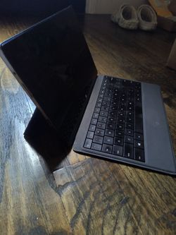 Microsoft surface pro 2-in-1 laptop with keyboard cover good condition