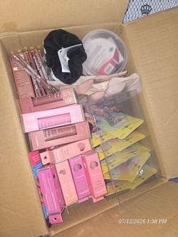 Make up box
