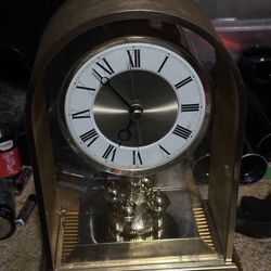 Vintage 1970s  Seiko mini grandfather Clock