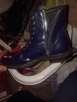 Calvin Klein blue leather zip up boots size 10 1/2