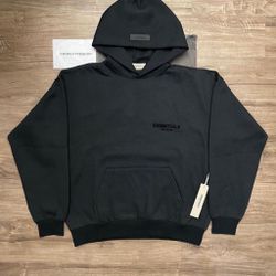 black 1:1 essentials hoodie 