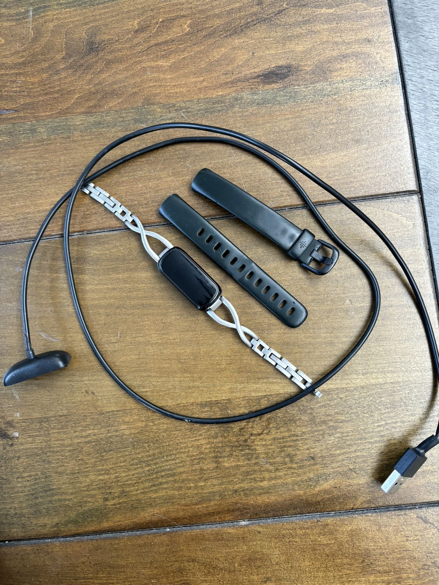 Fitbit Luxe