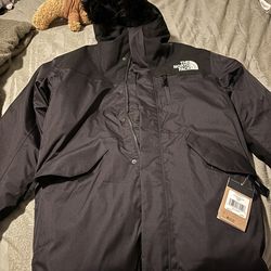 Northface Ski jacket, Or Just Jacket For The Cold Weather And Suit medium jumper size 32 boots size 10