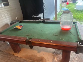 Pool table