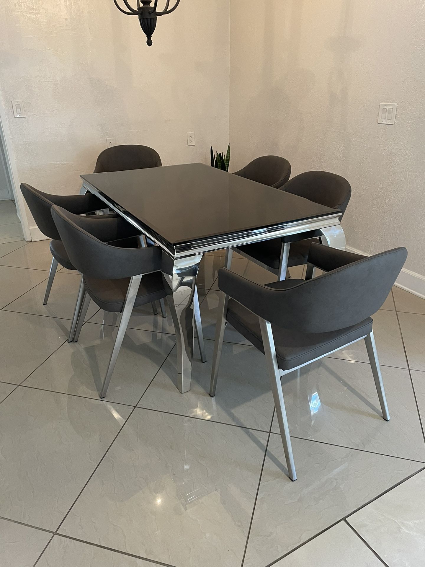 7PC DINNING SET PICK UP TODAY