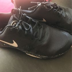 Nike Size 11 Negro