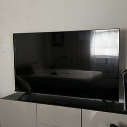 Samsung - 65” 4K Smart TV