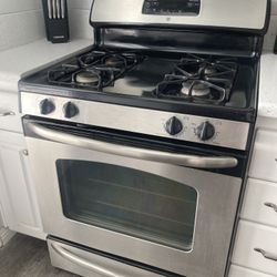 GE Stove and Microwave 