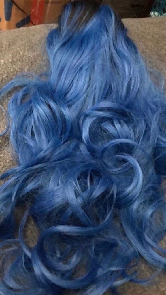 Nice blue curly long Halloween 🎃 wig 🎃
