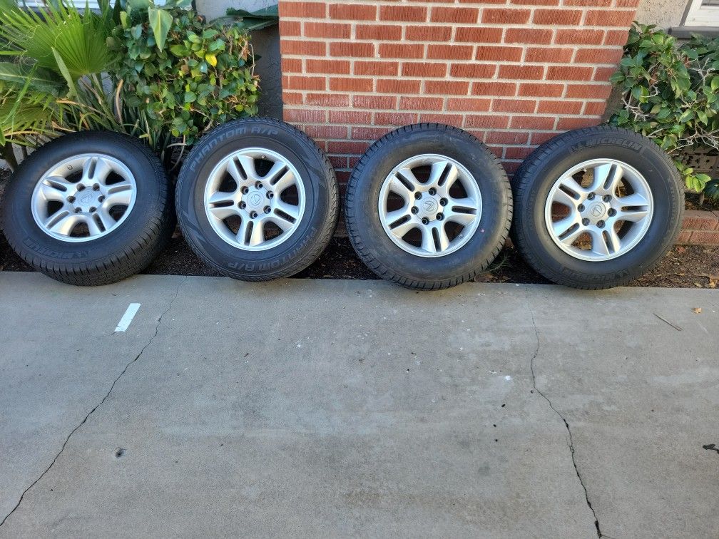 LEXUS GX470 Rims And Tires for Sale in Garden Grove, CA - OfferUp