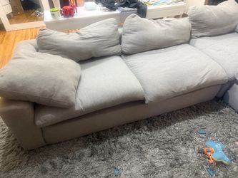 Need Gone Tomorrow! Living Spaces Utopia Sectional, 4-Piece, Gray (Thrillist Fog)