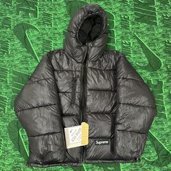 Supreme Madras Reversible Windstopper Puffer Jacket Large for Sale in  Anaheim, CA - OfferUp