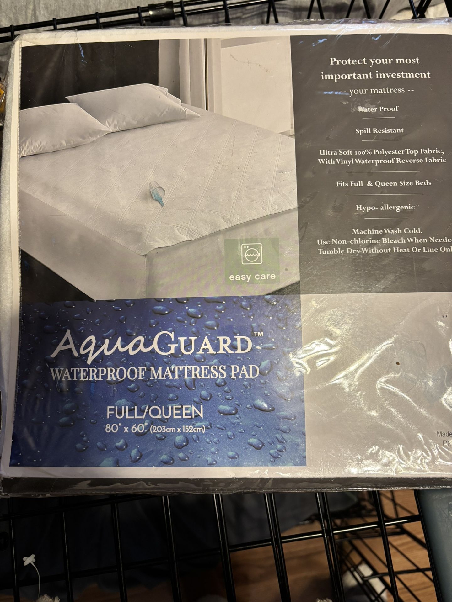 Aqua Guard waterproof Mattress Pad. Full/Queen. 80x60